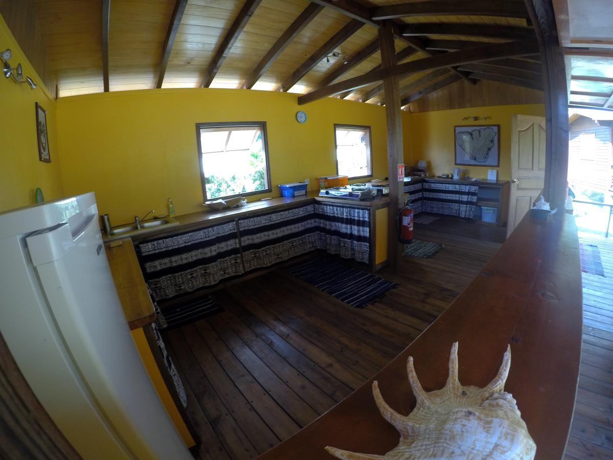 Painapaopao Backpacker Hostel Moorea Bagian luar foto
